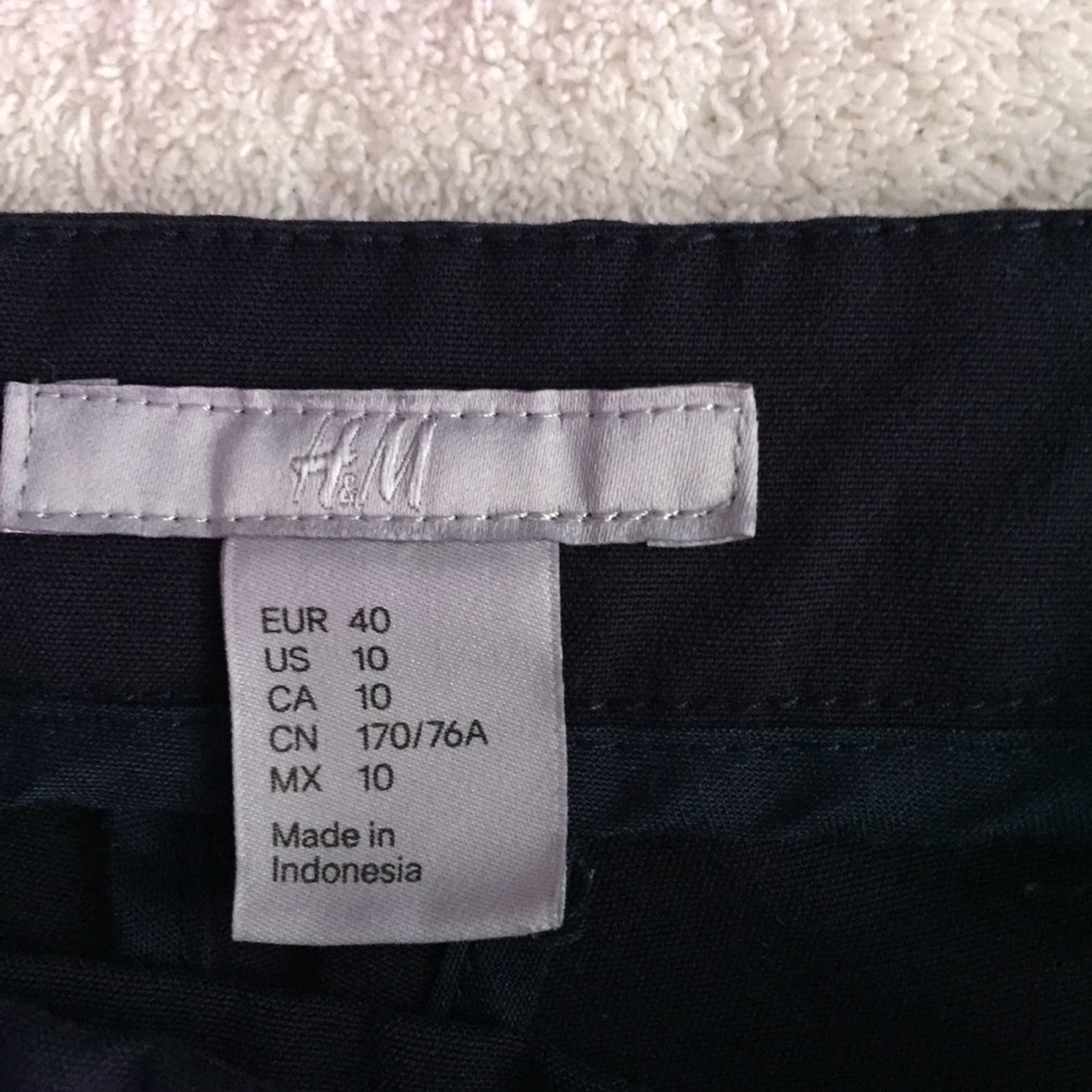 H&M pants - Picture 3 of 4